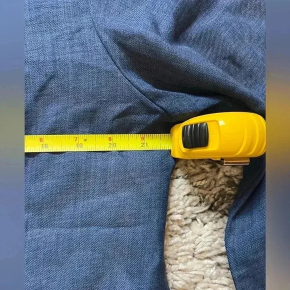 3/4 length sleeve top with beautiful button detail size XL (K109) - Picture 9 of 9